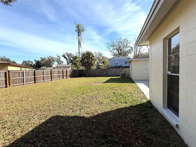 606 SANDY CREEK DRIVE, Brandon, FL 33511