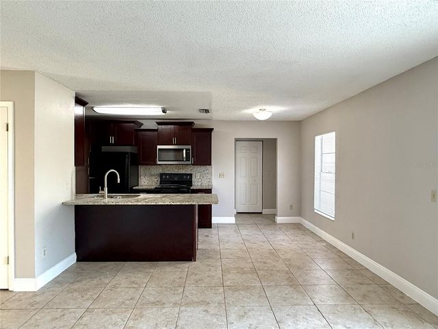 606 SANDY CREEK DRIVE, Brandon, FL 33511