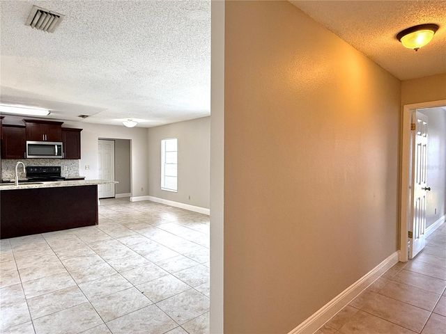 606 SANDY CREEK DRIVE, Brandon, FL 33511