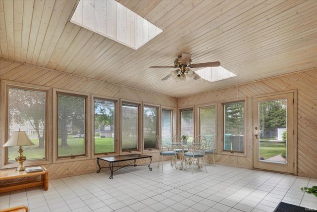 15830 Ashville Lane, Granger, IN 46530