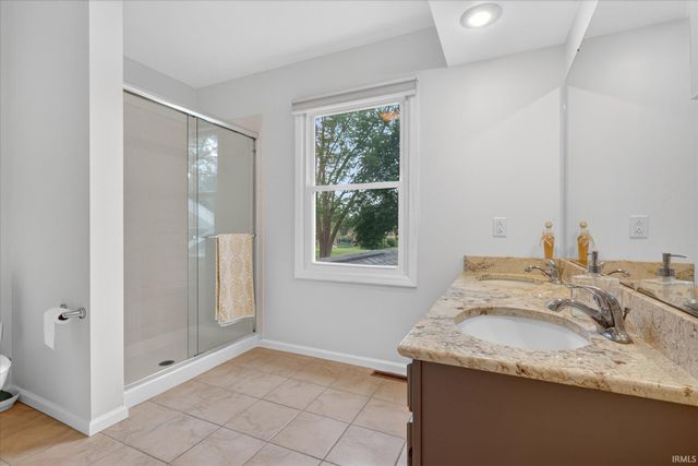 15830 Ashville Lane, Granger, IN 46530