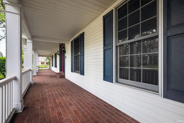 15830 Ashville Lane, Granger, IN 46530