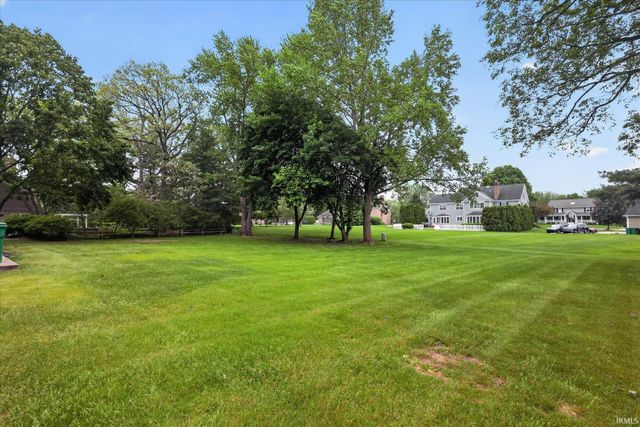 15830 Ashville Lane, Granger, IN 46530