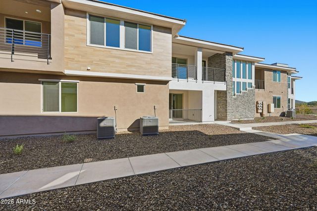 2121 W SONORAN DESERT Drive 115, Phoenix, AZ 85085