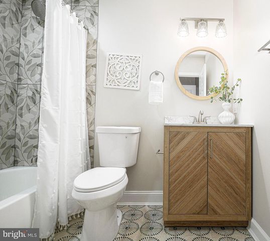422 ILCHESTER AVE, Baltimore, MD 21218