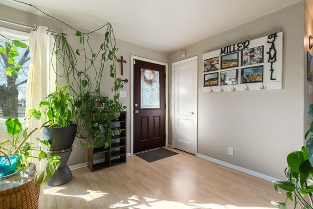 9013 Menaul Boulevard NE, Albuquerque, NM 87112