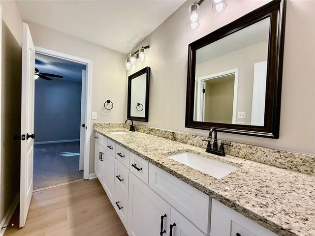 4262 Goldfield Trace, Suwanee, GA 30024