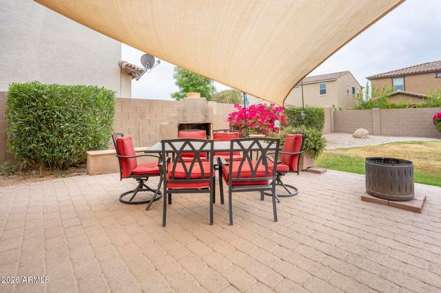 12217 W DALEY Lane, Sun City, AZ 85373