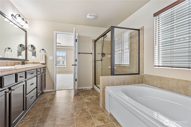 5495 Razor Peak Drive, Mount Vernon, WA 98273