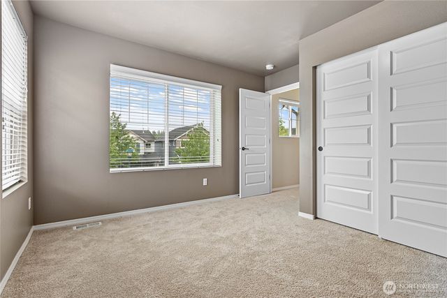 5495 Razor Peak Drive, Mount Vernon, WA 98273