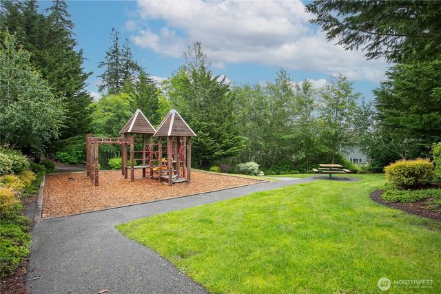 5495 Razor Peak Drive, Mount Vernon, WA 98273