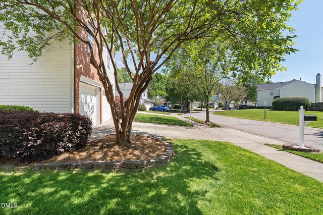 260 Adefield Lane, Holly Springs, NC 27540