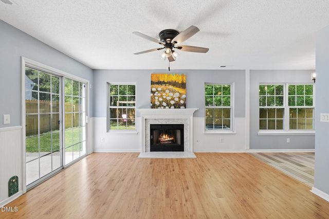 260 Adefield Lane, Holly Springs, NC 27540