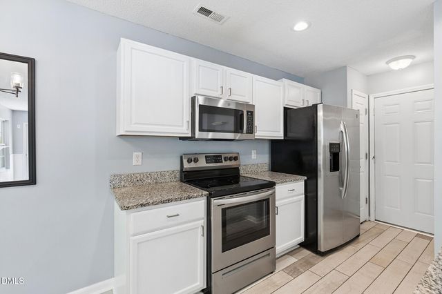 260 Adefield Lane, Holly Springs, NC 27540