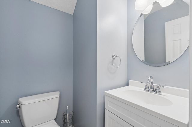 260 Adefield Lane, Holly Springs, NC 27540