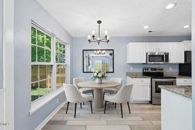 260 Adefield Lane, Holly Springs, NC 27540