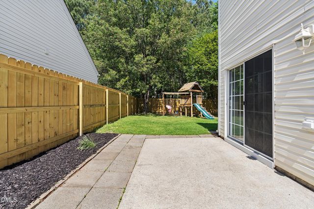 260 Adefield Lane, Holly Springs, NC 27540