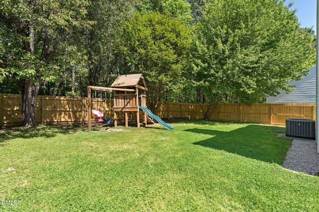 260 Adefield Lane, Holly Springs, NC 27540