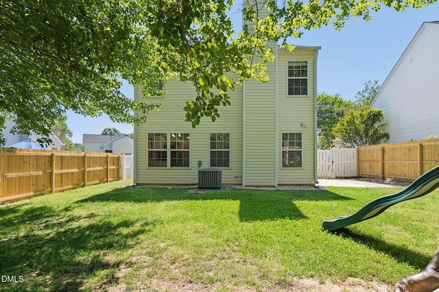 260 Adefield Lane, Holly Springs, NC 27540