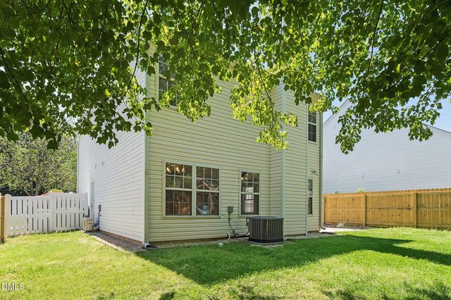 260 Adefield Lane, Holly Springs, NC 27540