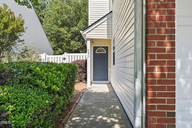 260 Adefield Lane, Holly Springs, NC 27540