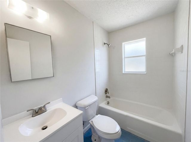 8 BAHIA COURT LOOP, Ocala, FL 34472