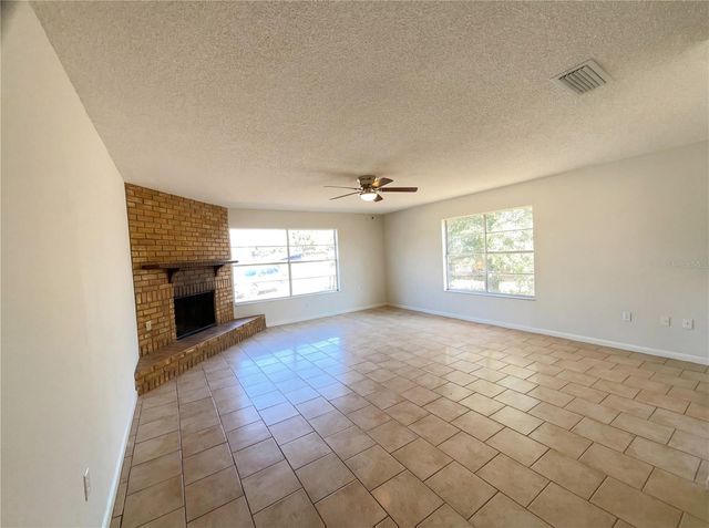 8 BAHIA COURT LOOP, Ocala, FL 34472