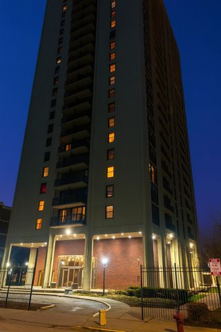 3001 S Michigan Avenue 2209, Chicago, IL 60616