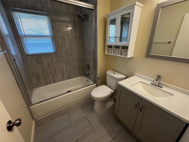 923 Green Castle Drive, Dallas, TX 75232