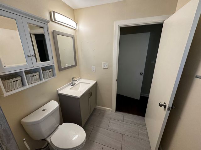 923 Green Castle Drive, Dallas, TX 75232