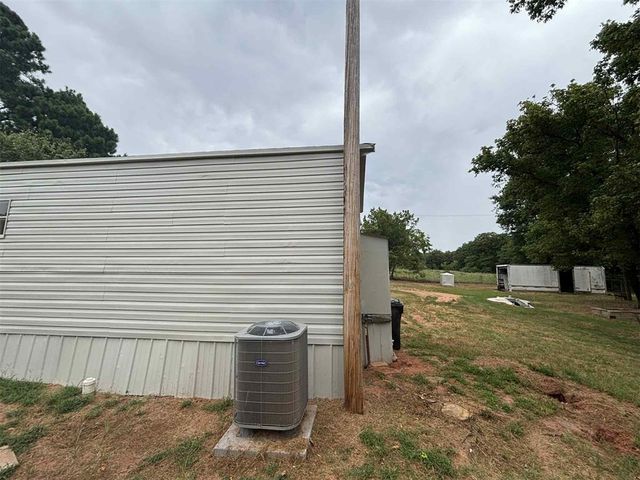 22493 Pink Lane, Tecumseh, OK 74873