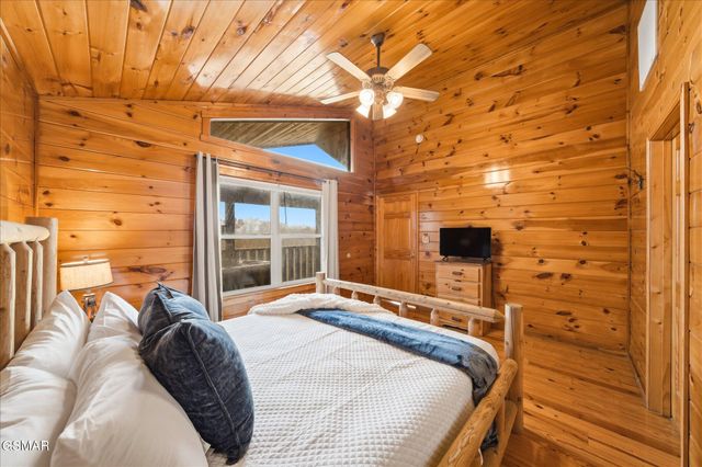 2016 Oakmont Drive, Sevierville, TN 37876