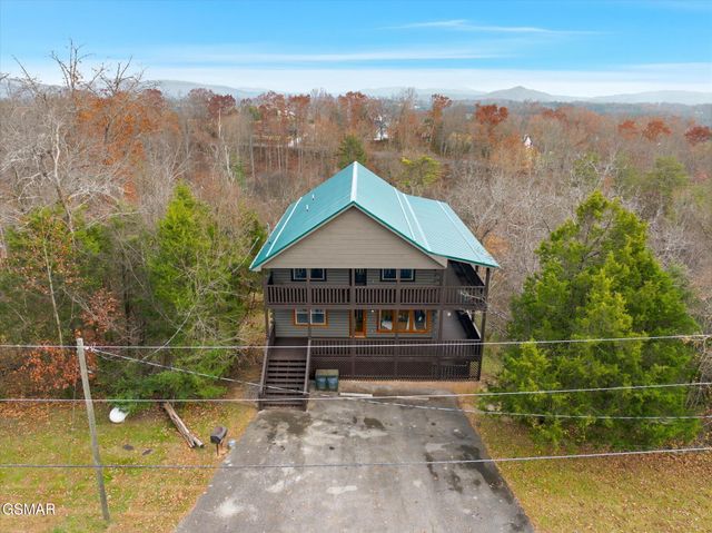 2016 Oakmont Drive, Sevierville, TN 37876