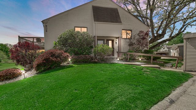 975 Millpond Road N, Valparaiso, IN 46385