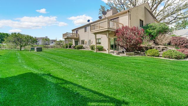 975 Millpond Road N, Valparaiso, IN 46385