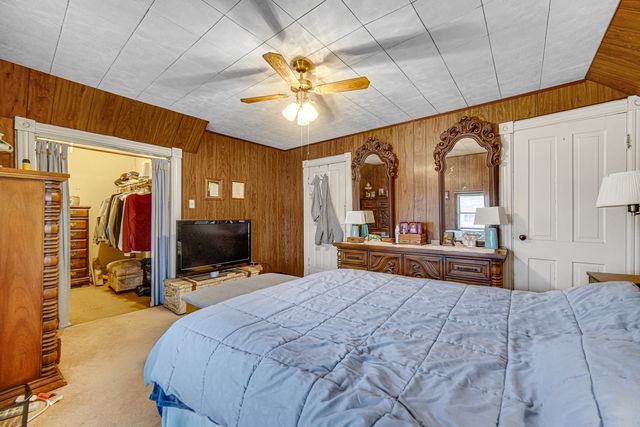 12815 Lincoln Street, Blue Island, IL 60406