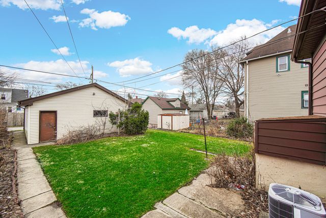 12815 Lincoln Street, Blue Island, IL 60406