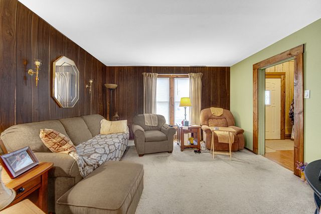 12815 Lincoln Street, Blue Island, IL 60406