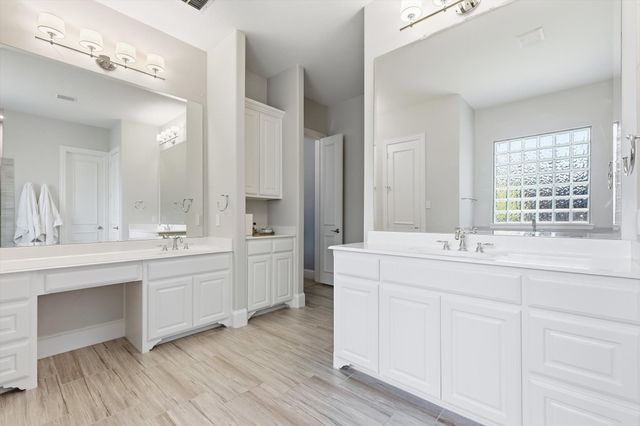 781 Lark Street, Lantana, TX 76226