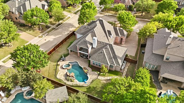 781 Lark Street, Lantana, TX 76226