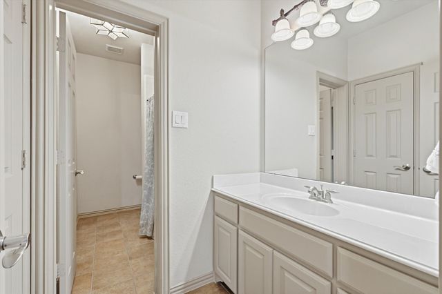 781 Lark Street, Lantana, TX 76226