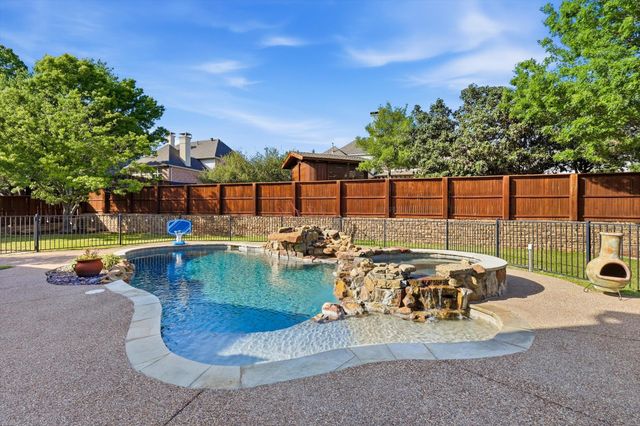 781 Lark Street, Lantana, TX 76226