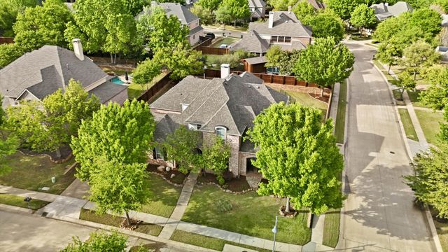 781 Lark Street, Lantana, TX 76226