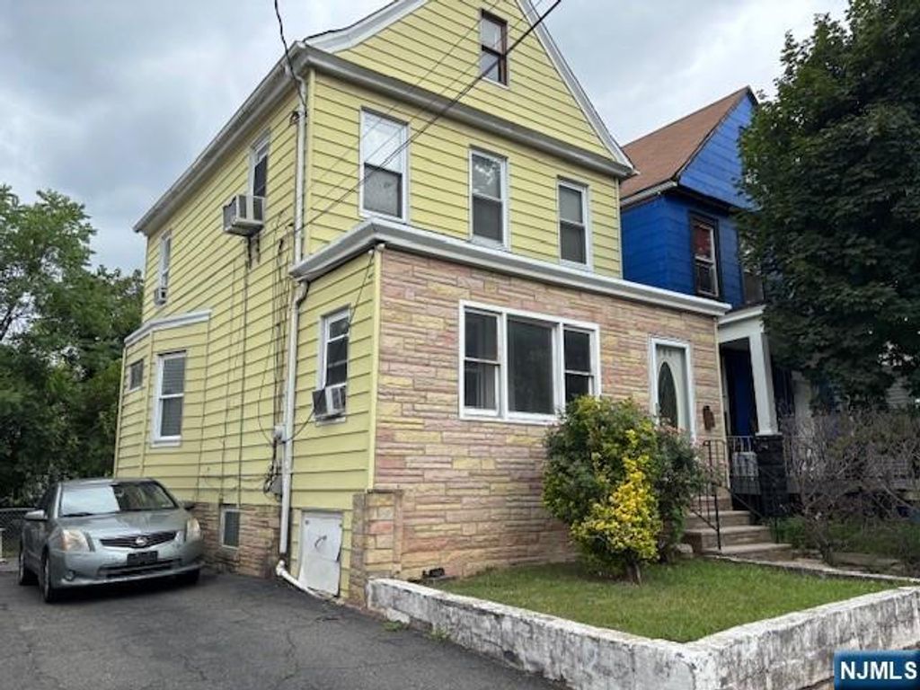 109 Alexander, Newark, NJ 07106