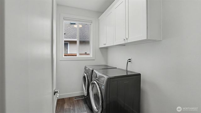 25506 SE 41st Lane, Sammamish, WA 98029
