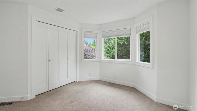 25506 SE 41st Lane, Sammamish, WA 98029