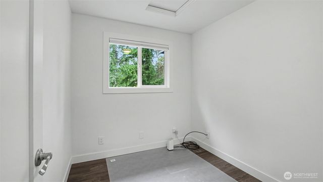 25506 SE 41st Lane, Sammamish, WA 98029