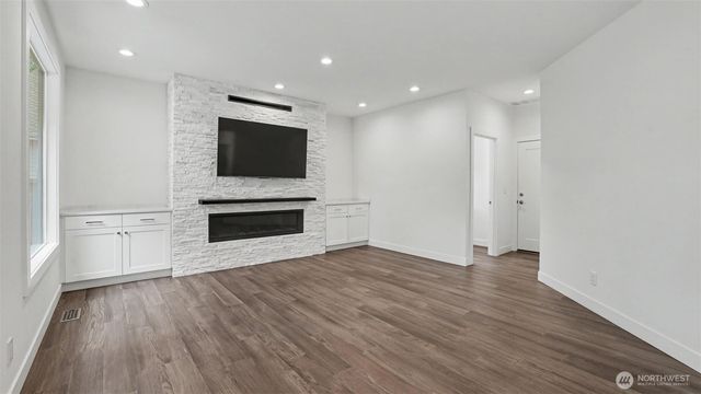 25506 SE 41st Lane, Sammamish, WA 98029