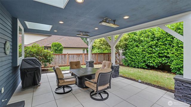 25506 SE 41st Lane, Sammamish, WA 98029