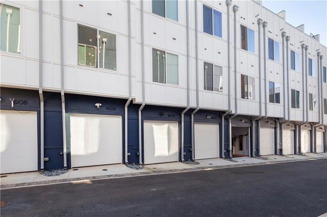 1606 Rock Dam Drive 11, Atlanta, GA 30317